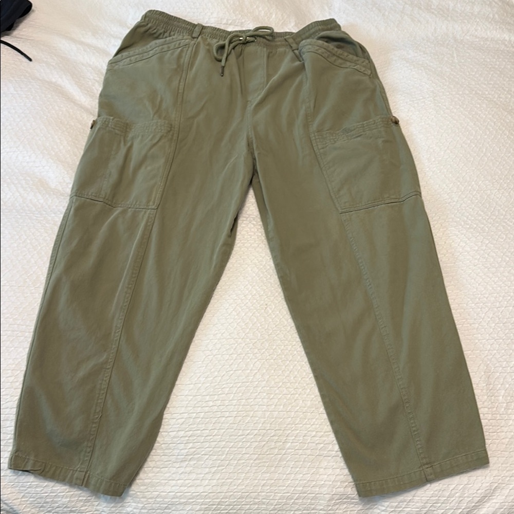 7 For All Mankind Green Cargo Pants Relaxed Fit